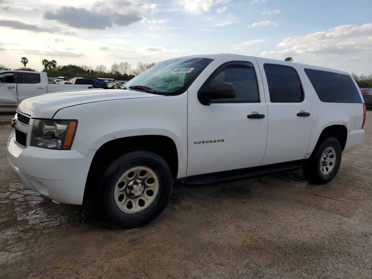 2010 Chevrolet Suburban VIN 1GNUKHE37AR270747