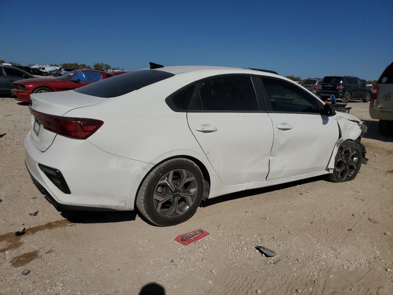 2019 KIA Forte VIN 3KPF24AD2KE042516 Copart auction photo, front end damage thumbnail 3