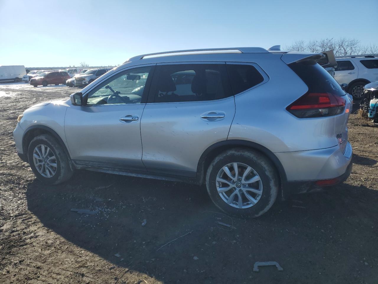 2017 Nissan Rogue VIN KNMAT2MV7HP572330 Copart auction photo, side / front end damage thumbnail 2