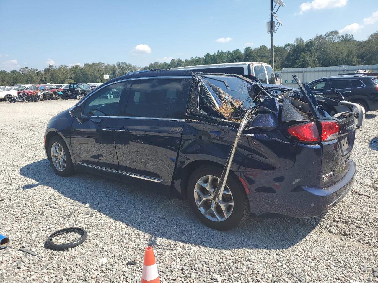 2019 Chrysler Pacifica VIN 2C4RC1GG9KR639901 Copart auction photo, all over damage thumbnail 2