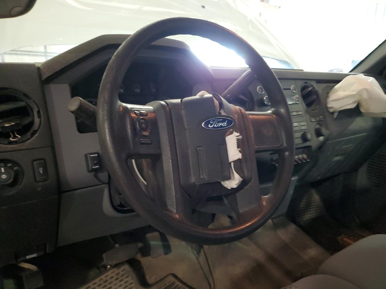 2015 Ford F250 VIN 1FT7X2B65FED51019 Copart auction photo, front end / mechanical damage thumbnail 8