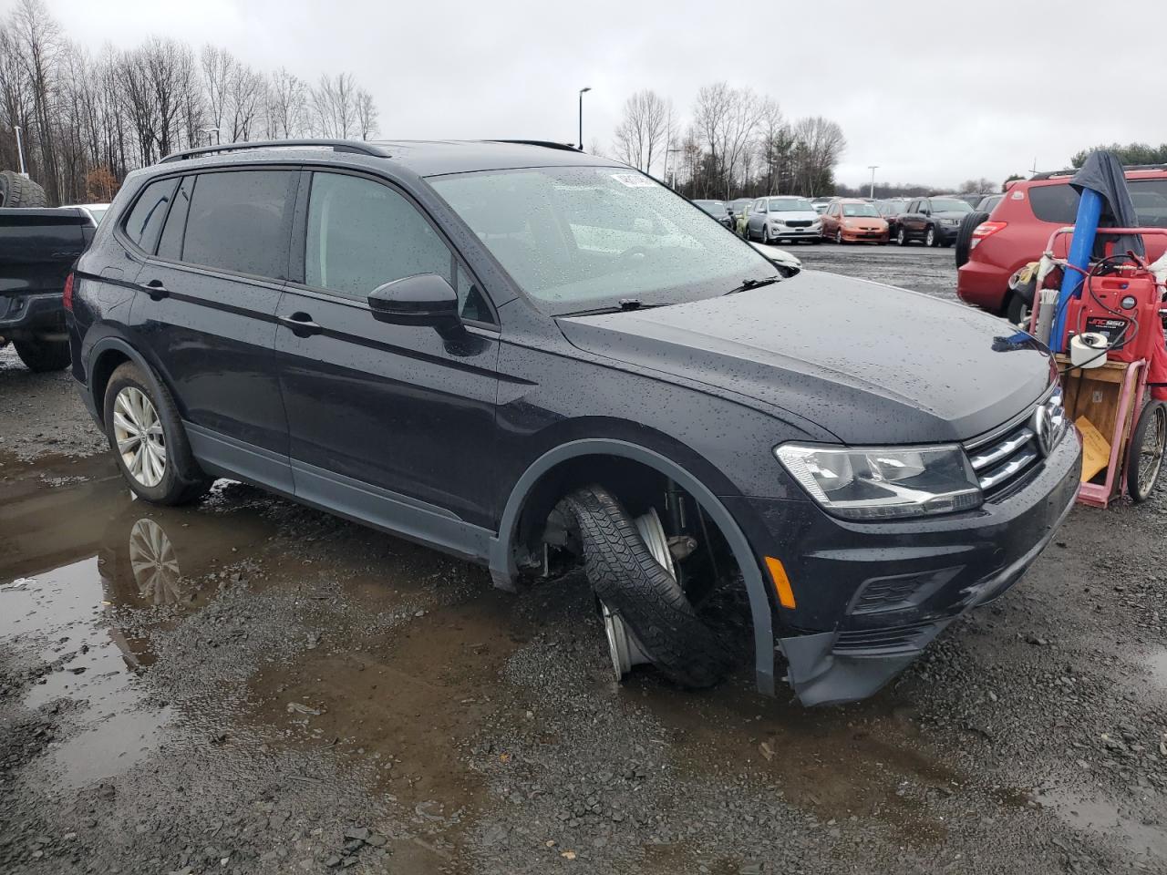 2020 Volkswagen Tiguan VIN 3VV0B7AX9LM044967 Copart auction photo, undercarriage / all over damage thumbnail 4
