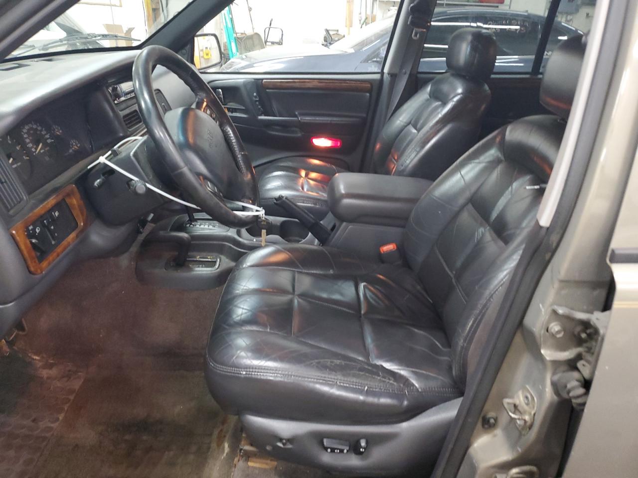1996 Jeep Grand Cherokee VIN 1J4GZ78S5TC210710 Copart auction photo, front end / rear end damage thumbnail 7