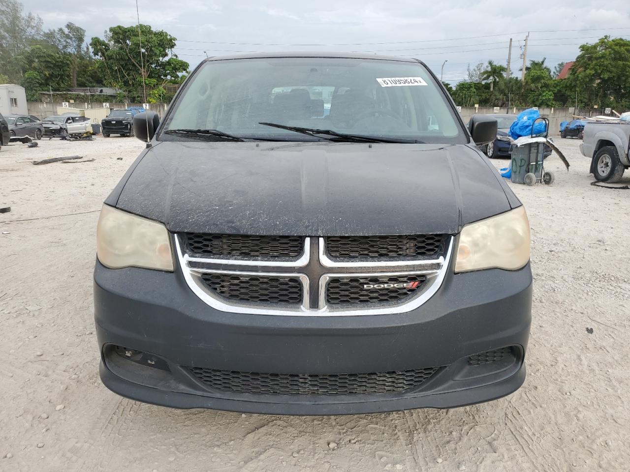 2014 Dodge Caravan VIN 2C4RDGBG7ER366064 Copart auction photo, side / minor dent/scratches damage thumbnail 5