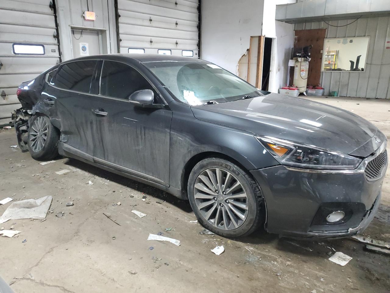 2019 KIA Cadenza VIN KNALB4J11K5154774 Copart auction photo, rear end / side damage thumbnail 4