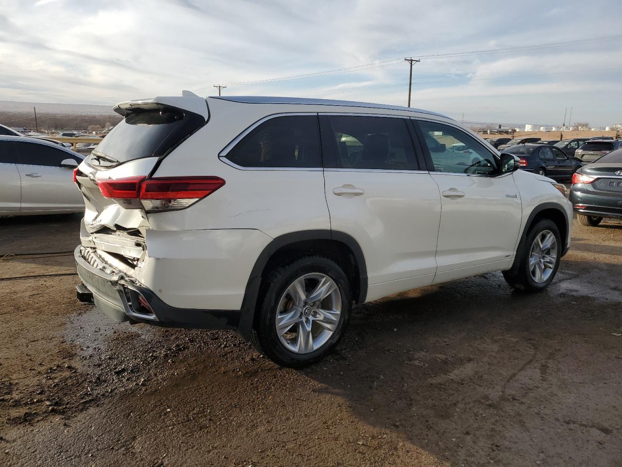 2017 Toyota Highlander VIN 5TDDGRFHXHS023583 Copart auction photo, rear end damage thumbnail 3