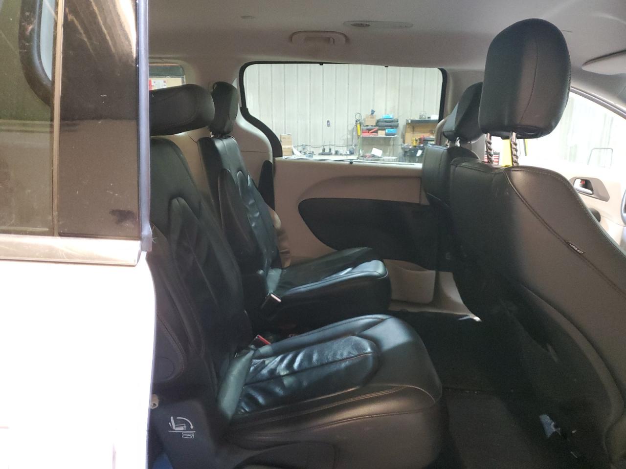 2017 Chrysler Pacifica VIN 2C4RC1BG0HR668316 Copart auction photo, front end / side damage thumbnail 11