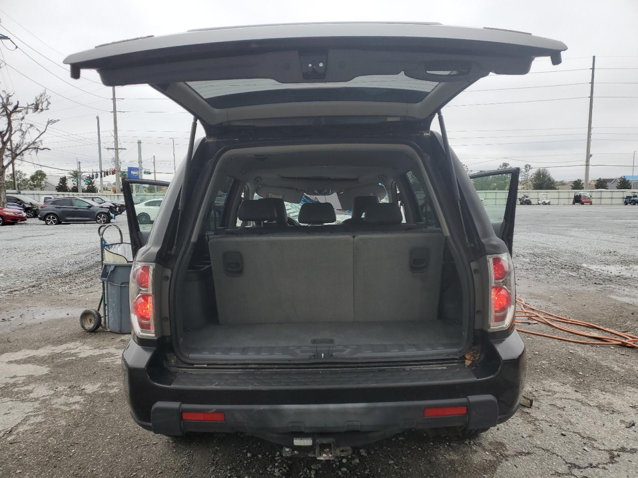 2007 Honda Pilot VIN 5FNYF185X7B022784 Copart auction photo, top/roof damage thumbnail 6