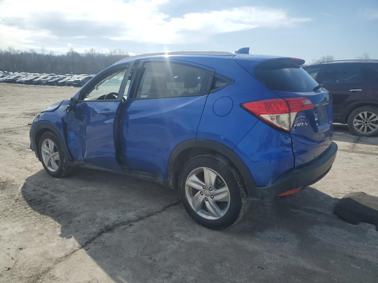2020 Honda HR-V VIN 3CZRU6H52LM732446 Copart auction photo, side / front end damage thumbnail 2