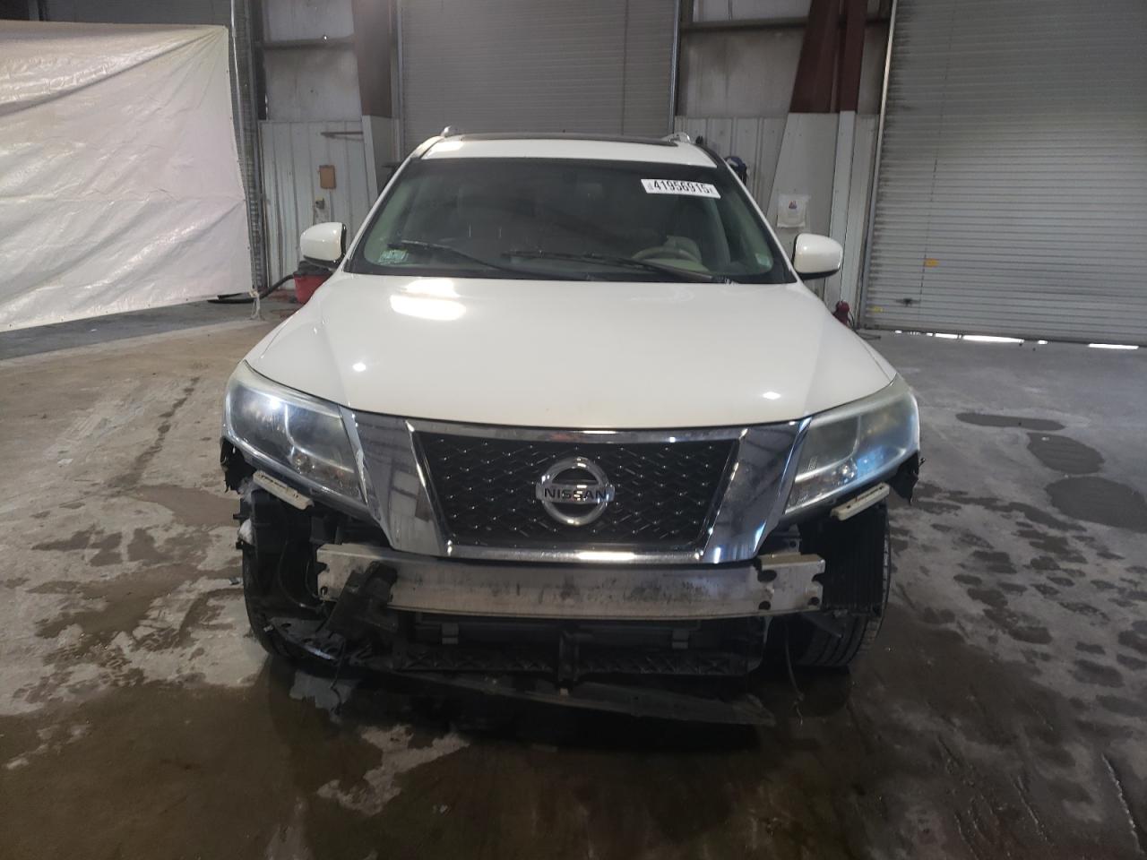 2013 Nissan Pathfinder VIN 5N1AR2MN4DC686555 Copart auction photo, front end / rear end damage thumbnail 5