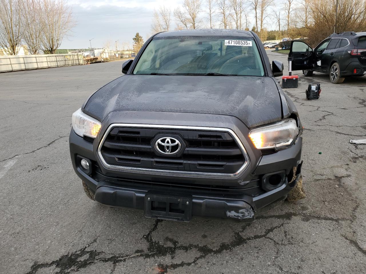 2017 Toyota Tacoma VIN 3TMDZ5BN9HM035836 Copart auction photo, front end damage thumbnail 5