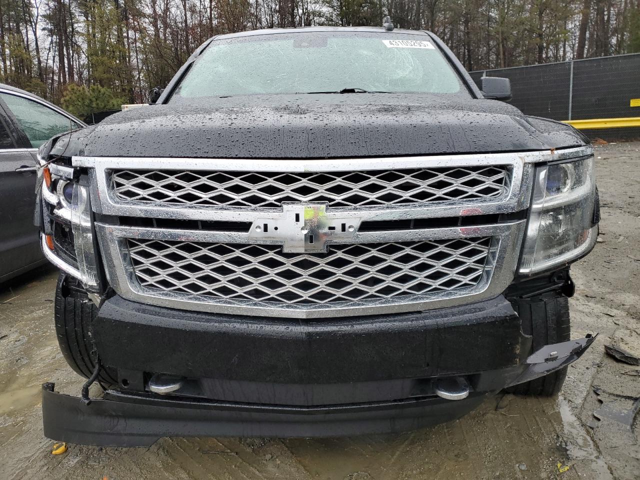 2017 Chevrolet Tahoe VIN 1GNSCBKCXHR271357 Copart auction photo, front end / undercarriage damage thumbnail 5