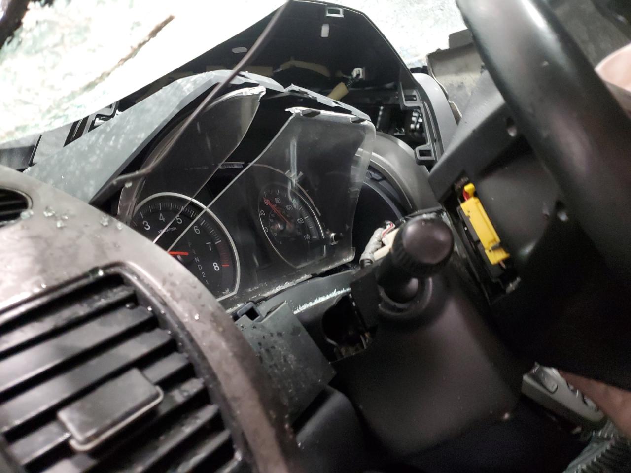 2010 Honda CR-V VIN 5J6RE4H79AL005533 Copart auction photo, biohazard/chemical / all over damage thumbnail 9