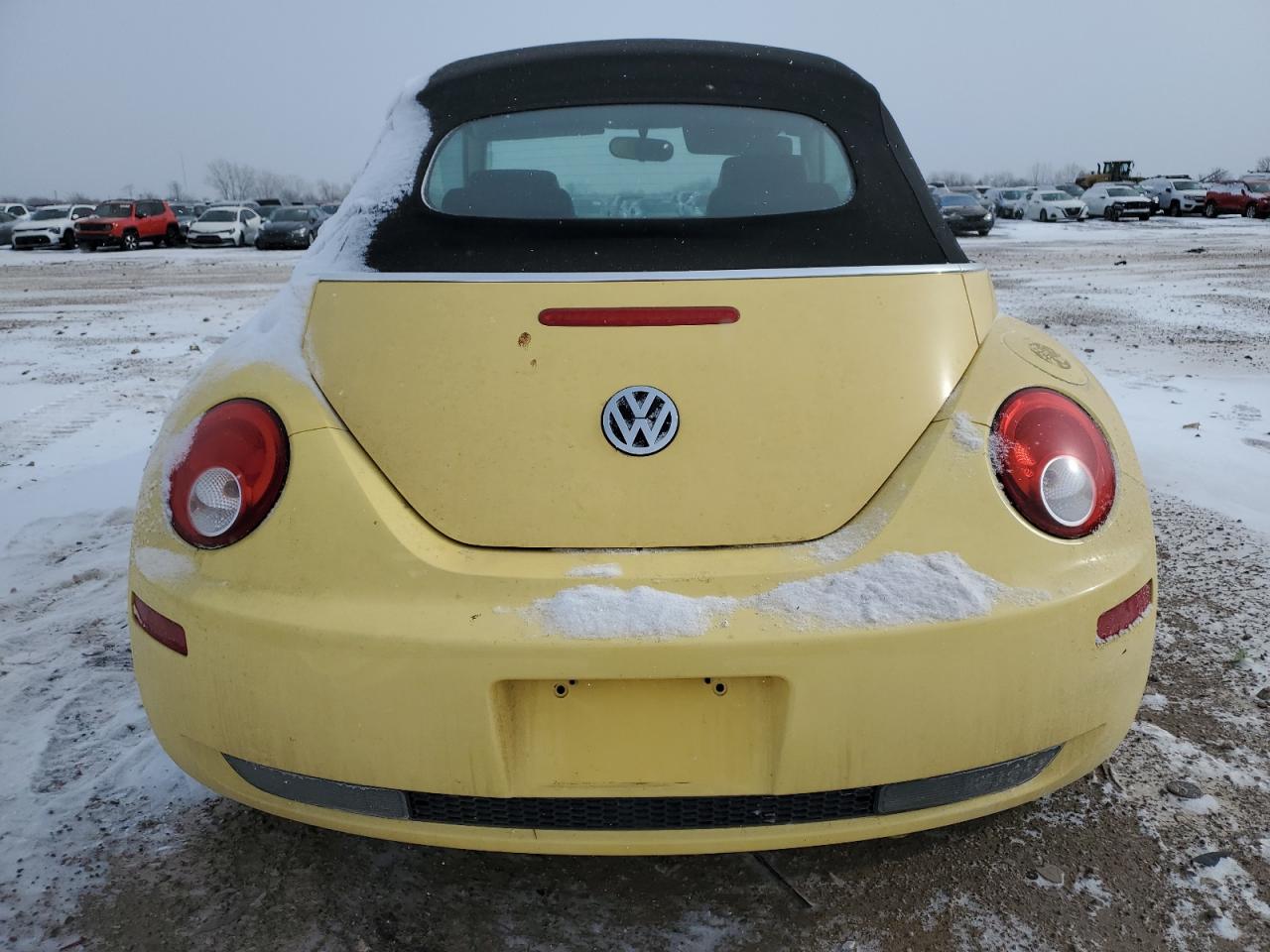 2008 Volkswagen Beetle VIN 3VWRF31Y38M420644 Copart auction photo, side / minor dent/scratches damage thumbnail 6