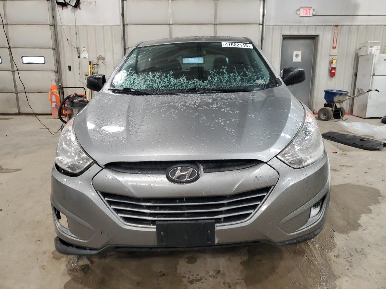 2013 Hyundai Tucson VIN KM8JT3AB3DU744327 Copart auction photo, front end / side damage thumbnail 5