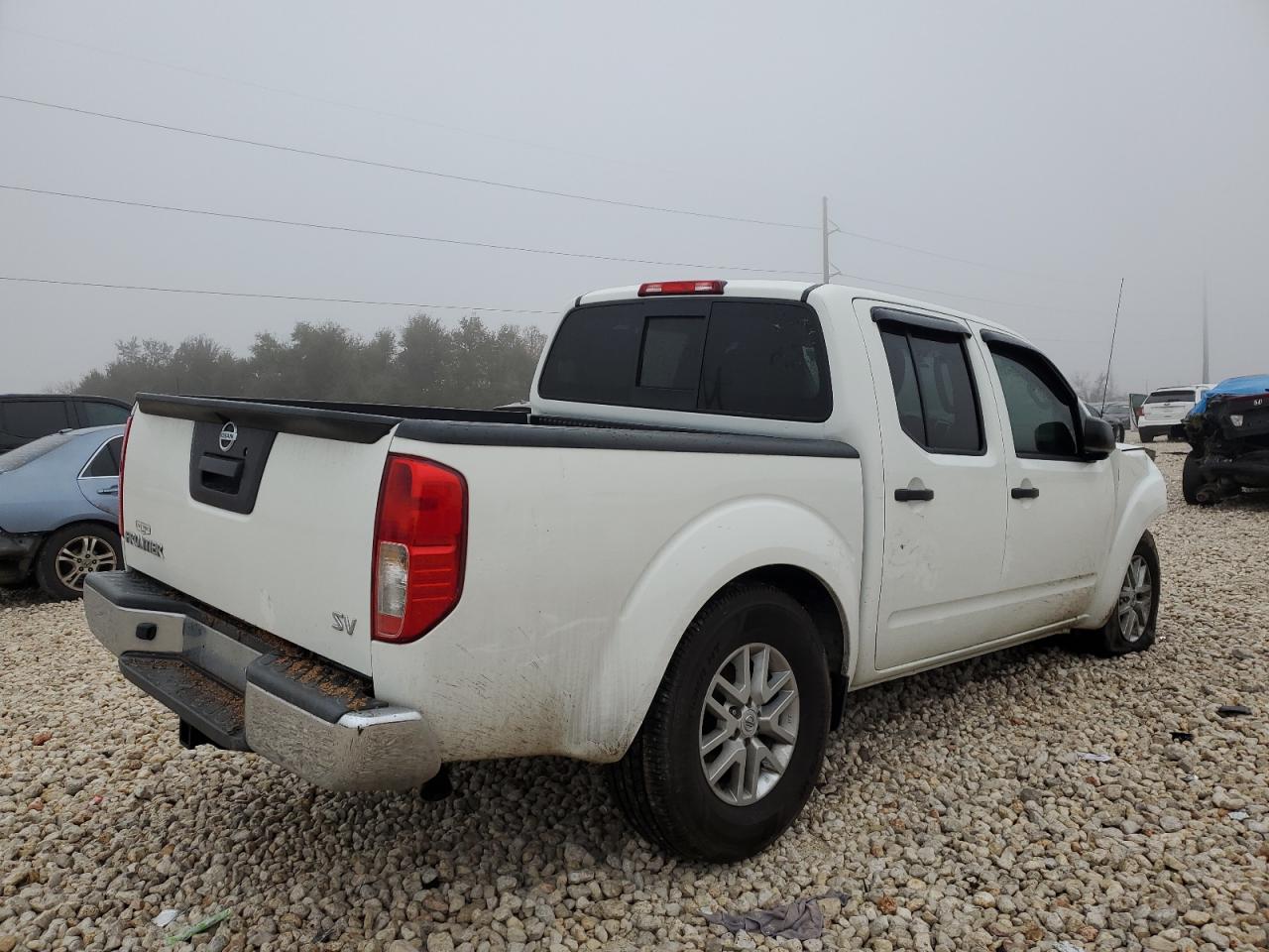2017 Nissan Navara (Frontier) VIN 1N6AD0ER5HN701256 Copart auction photo, front end / minor dent/scratches damage thumbnail 3