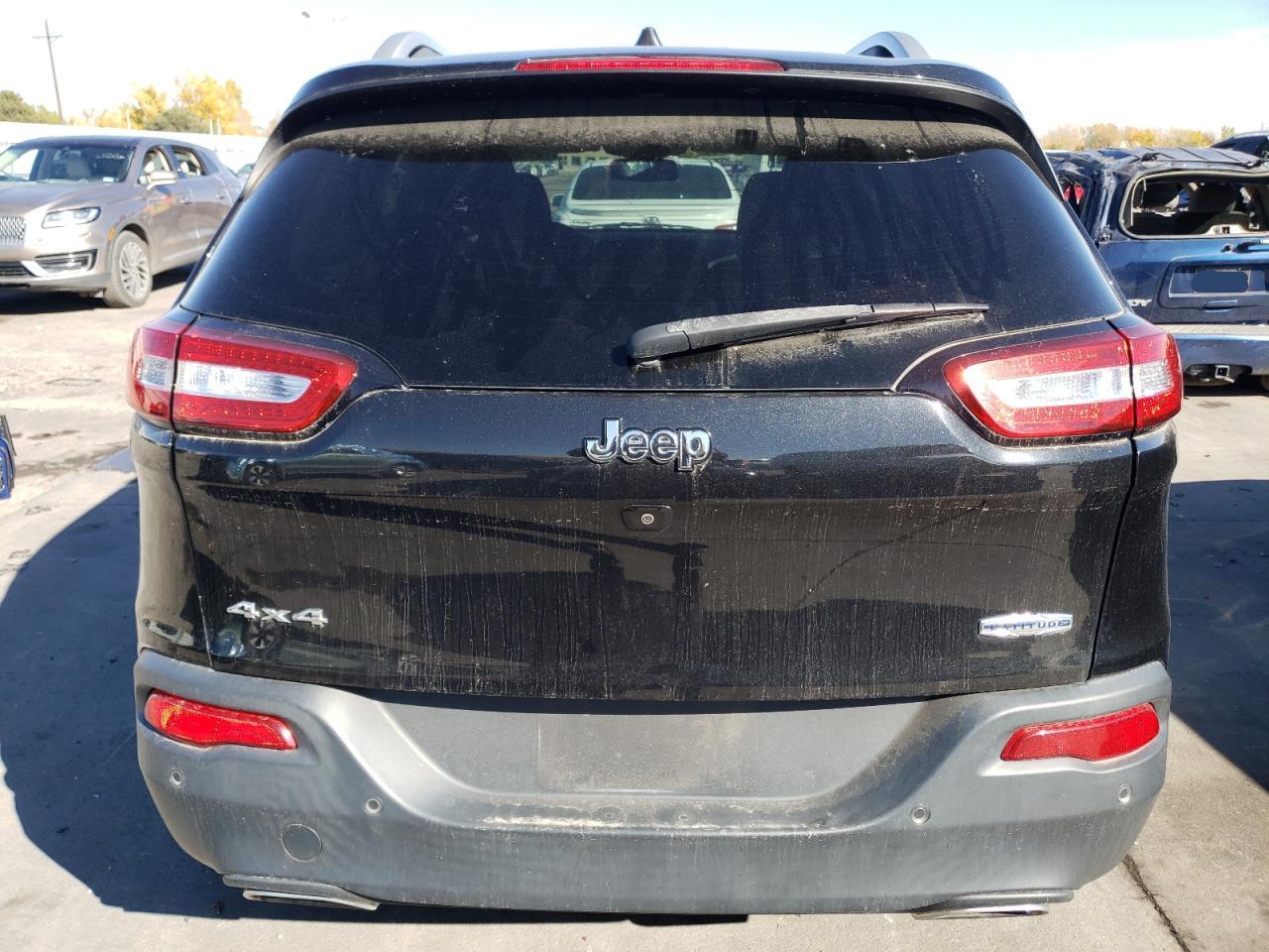 2016 Jeep Grand Cherokee VIN 1C4PJMCS4GW262112 Copart auction photo, front end / side damage thumbnail 6