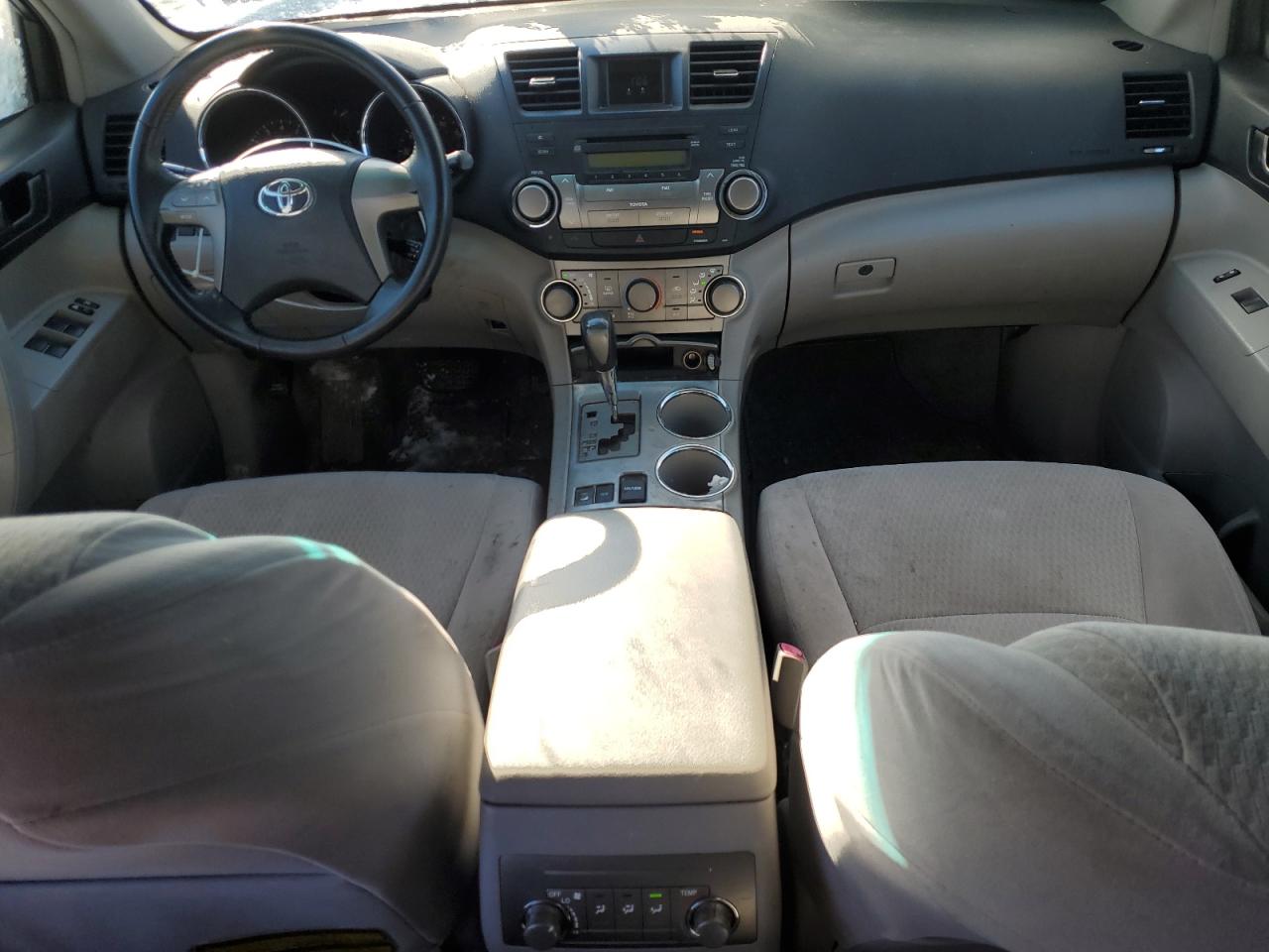 2009 Toyota Highlander VIN JTEES41A292142040 Copart auction photo, rear end damage thumbnail 8