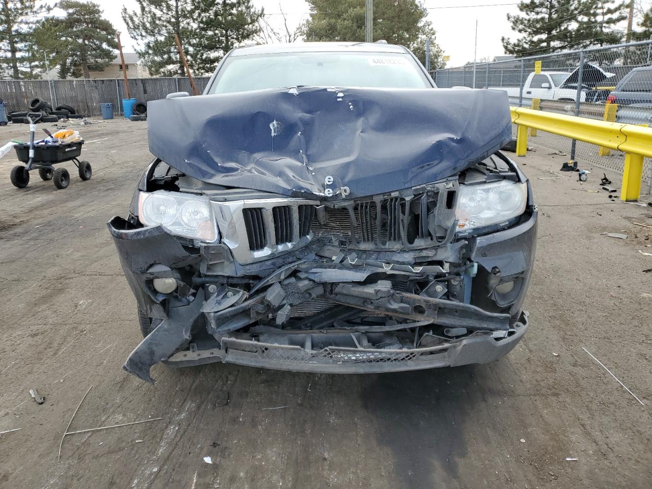 2011 Jeep Grand Cherokee VIN 1J4RR4GG7BC544708 Copart auction photo, front end damage thumbnail 5