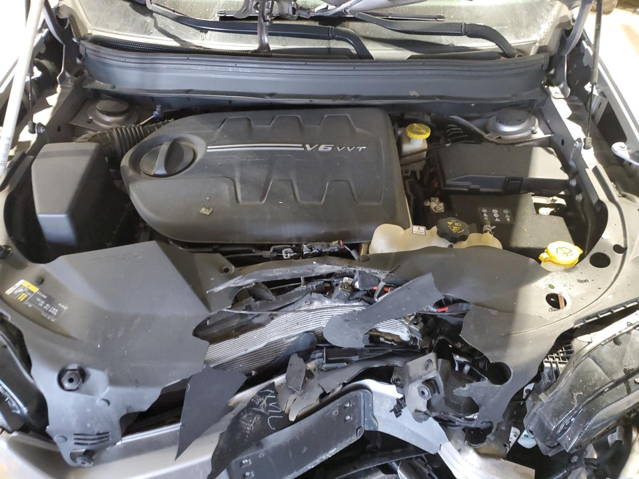 2019 Jeep Grand Cherokee VIN 1C4PJMDX6KD385182 Copart auction photo, front end damage thumbnail 11
