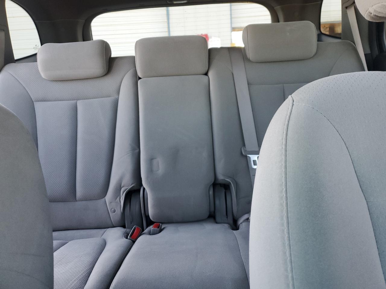 2009 Hyundai Santa Fe VIN 5NMSG13D89H283950 Copart auction photo, mechanical damage thumbnail 10