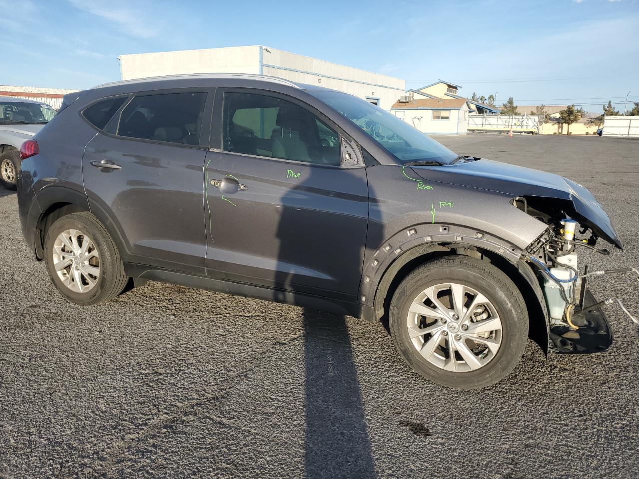 2020 Hyundai Tucson VIN KM8J33A40LU157695 Copart auction photo, front end damage thumbnail 4