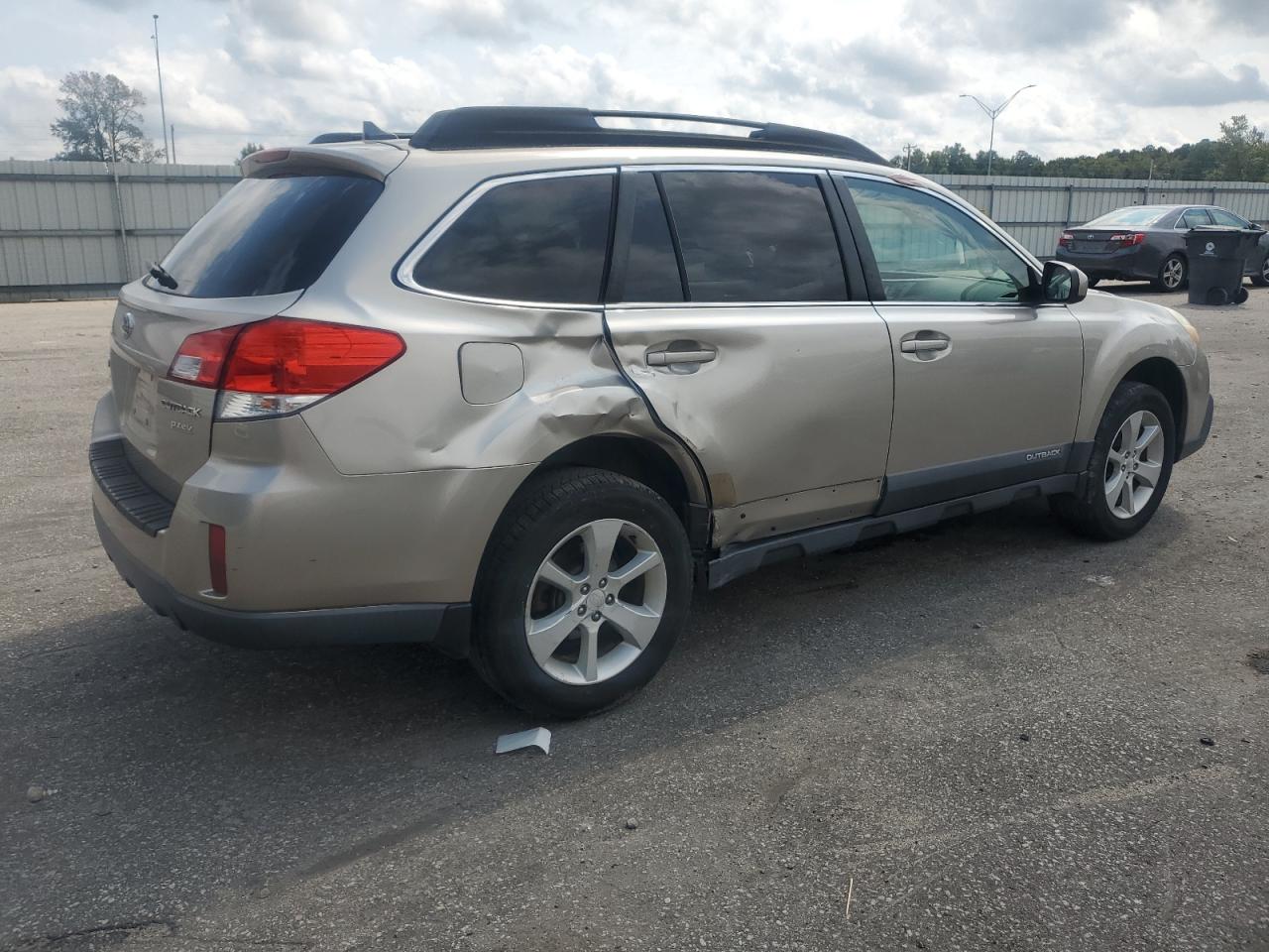 2014 Subaru Outback VIN 4S4BRBCC8E3267291 Copart auction photo, rear end / side damage thumbnail 3