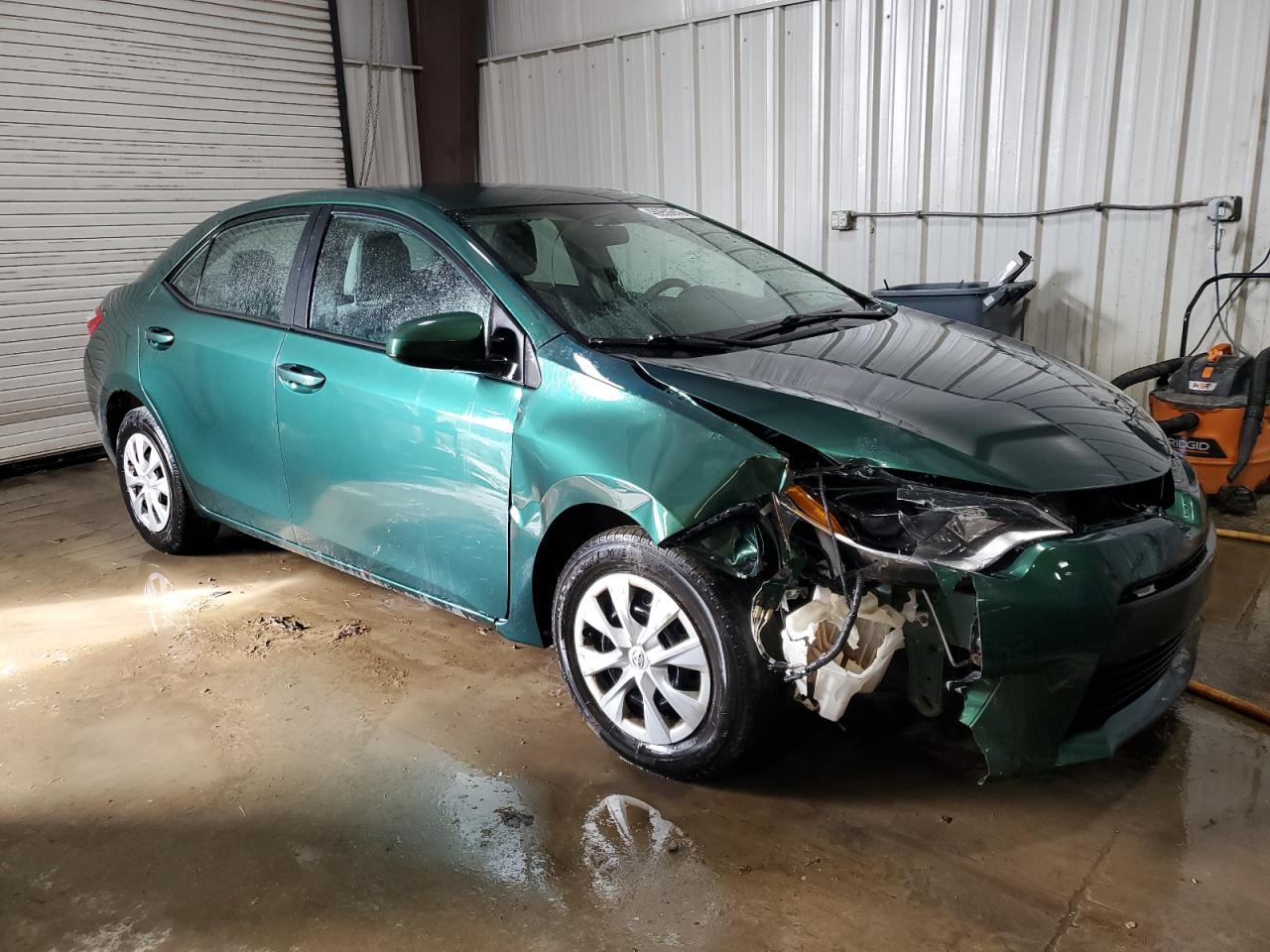 2014 Toyota Corolla VIN 2T1BPRHE7EC067748 Copart auction photo, front end damage thumbnail 4