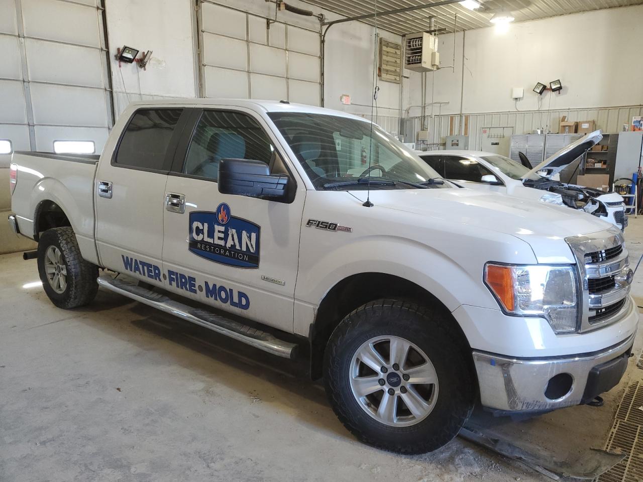 2013 Ford F-150 VIN 1FTFW1ET6DFD16958 Copart auction photo, front end damage thumbnail 4