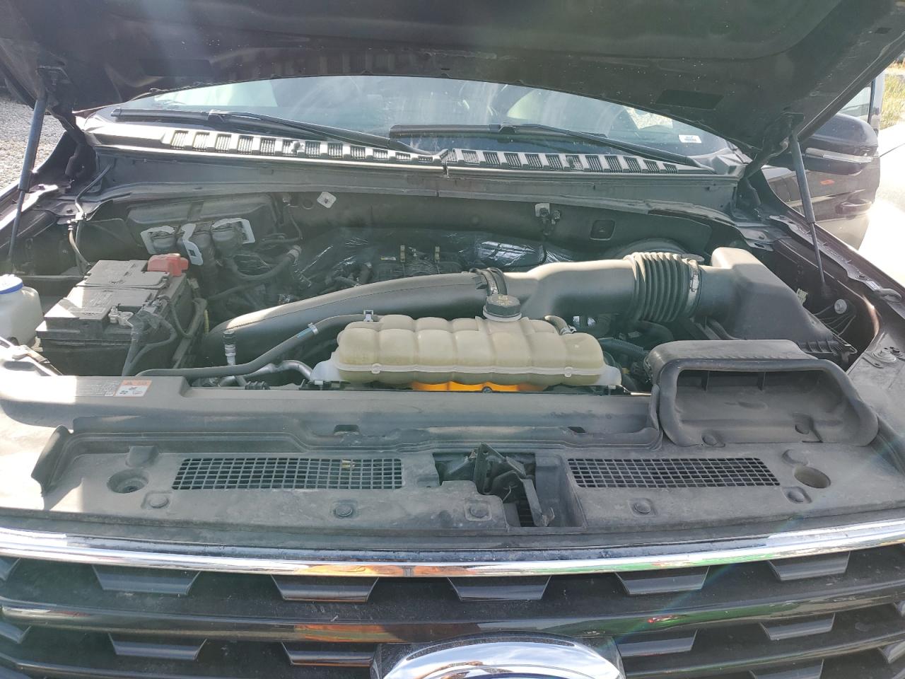 2021 Ford Expedition VIN 1FMJK2AT7MEA56413 Copart auction photo, side / front end damage thumbnail 13