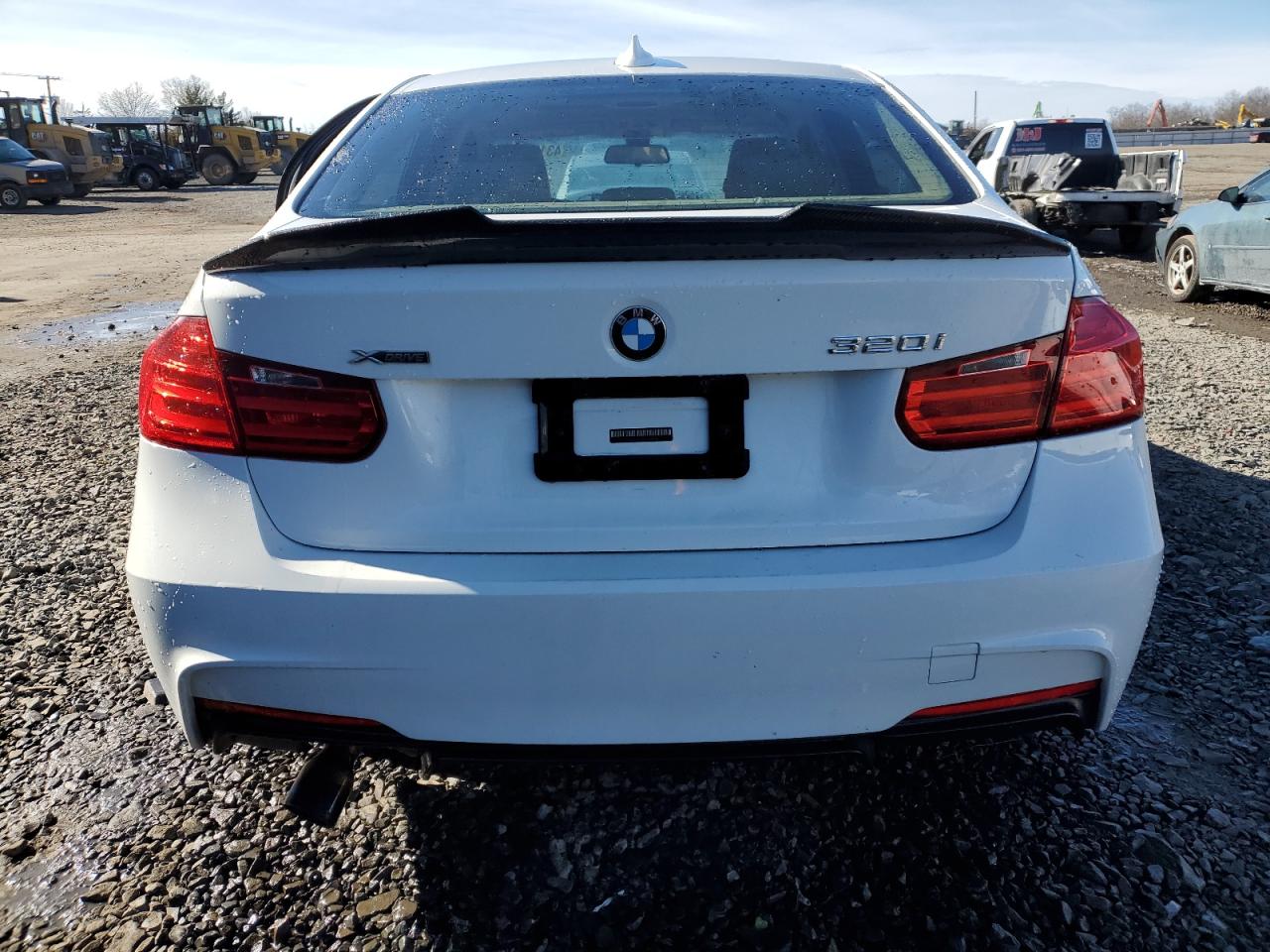 2014 BMW 3er VIN WBA3C3G52ENR25118 Copart auction photo, side damage thumbnail 6