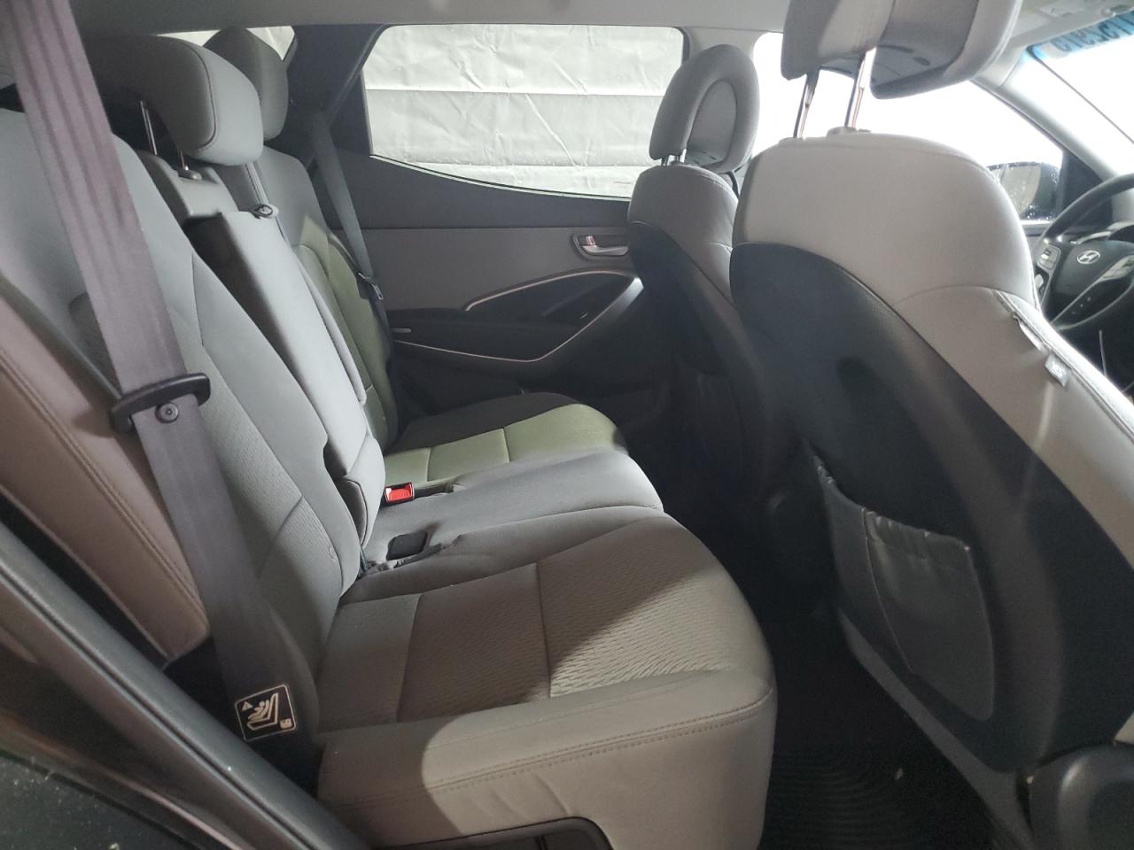 2016 Hyundai Santa Fe VIN 5XYZTDLB2GG338006 Copart auction photo, mechanical / minor dent/scratches damage thumbnail 11