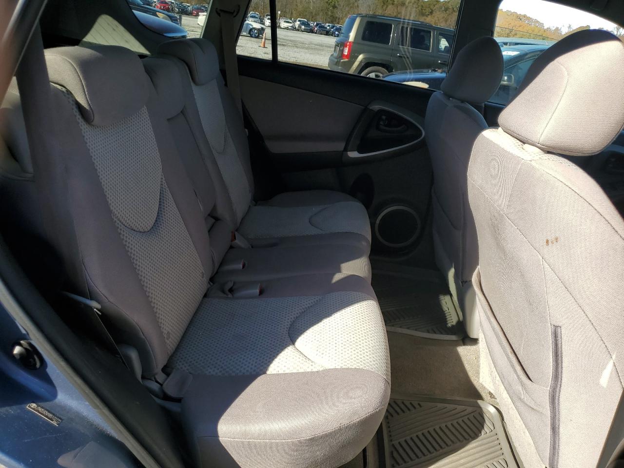 2008 Toyota RAV 4 VIN JTMZD33V985102772 Copart auction photo, all over damage thumbnail 11