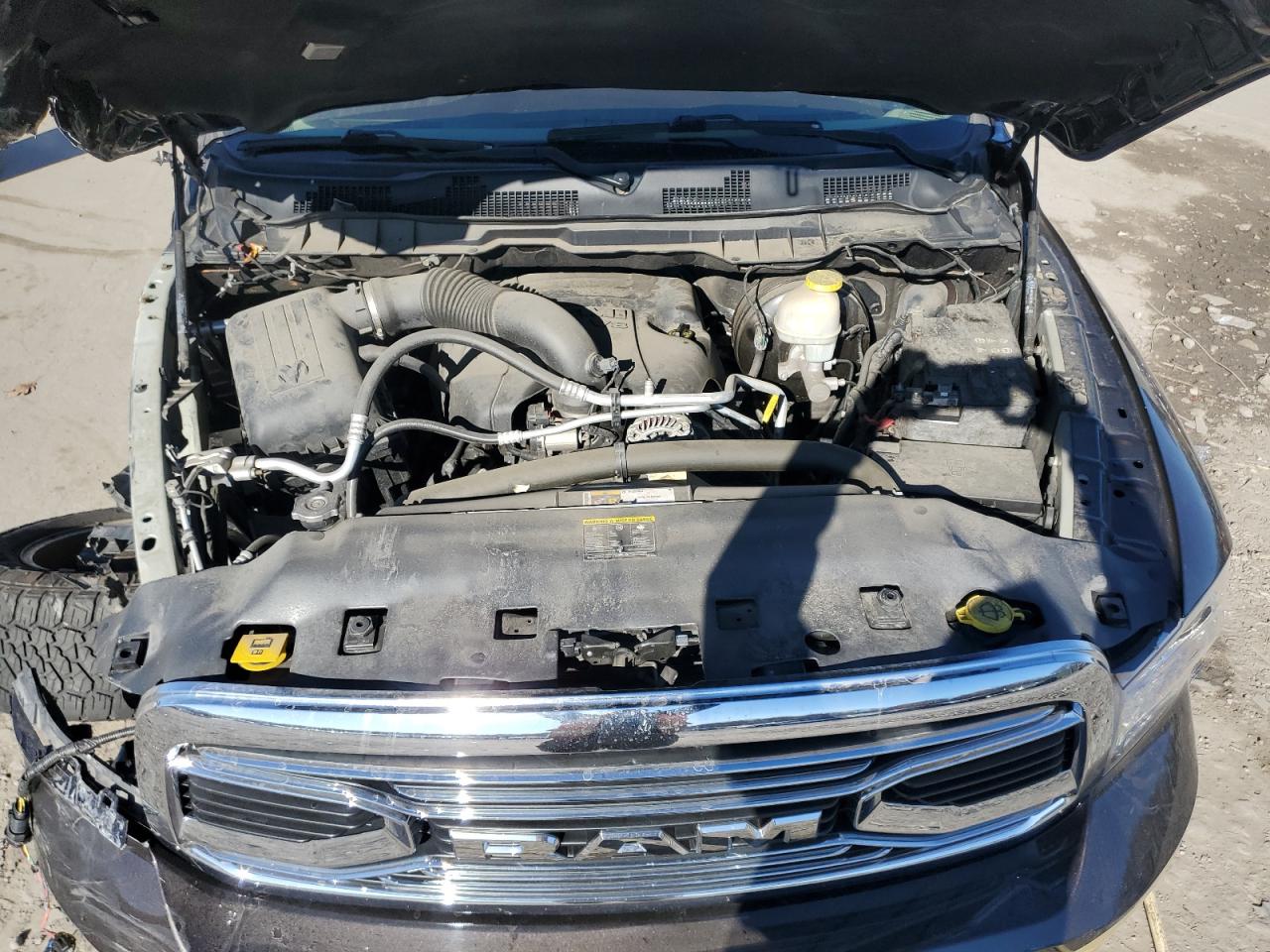 2017 RAM 1500 VIN 1C6RR7PT5HS626561 Copart auction photo, side / front end damage thumbnail 12