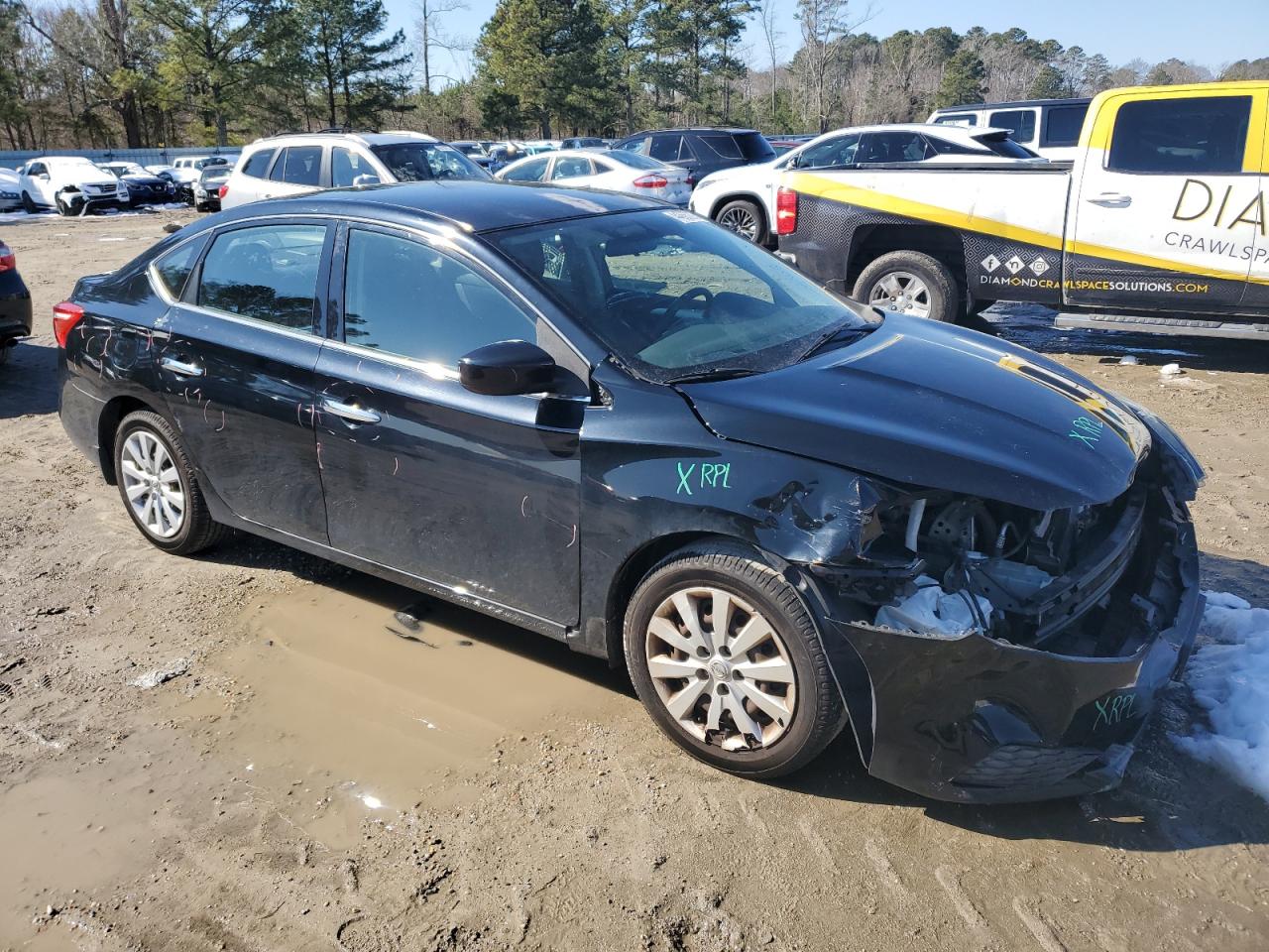 2016 Nissan Sentra VIN 3N1AB7AP5GY226315 Copart auction photo, front end / minor dent/scratches damage thumbnail 4