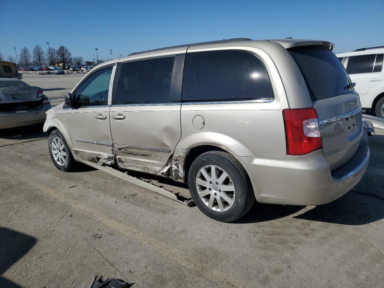 2016 Chrysler Town & Country VIN 2C4RC1BG7GR113684 Copart auction photo, all over damage thumbnail 2