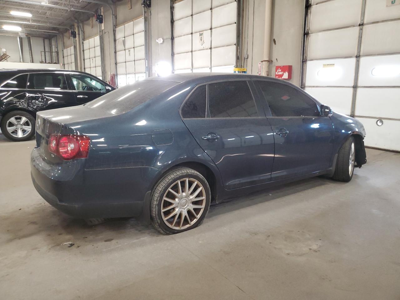 2009 Volkswagen Jetta VIN 3VWJM71K39M123378 Copart auction photo, front end / mechanical damage thumbnail 3
