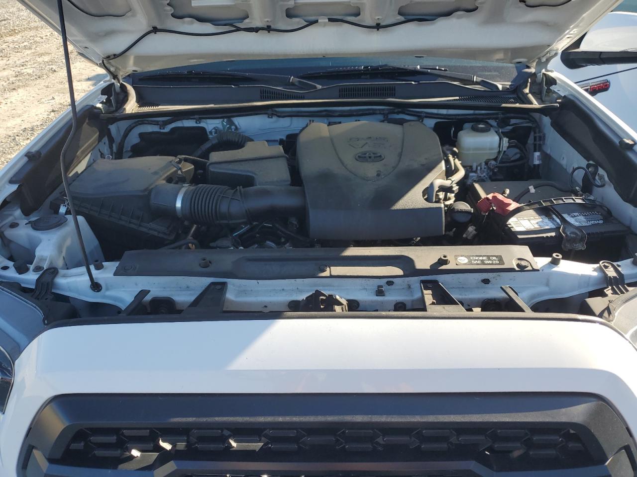 2019 Toyota Tacoma VIN 5TFCZ5AN0KX201921 Copart auction photo, rear end damage thumbnail 11