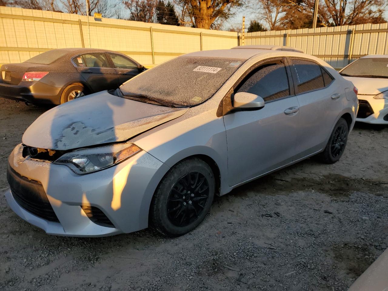 2015 Toyota Corolla VIN 5YFBURHE9FP271252