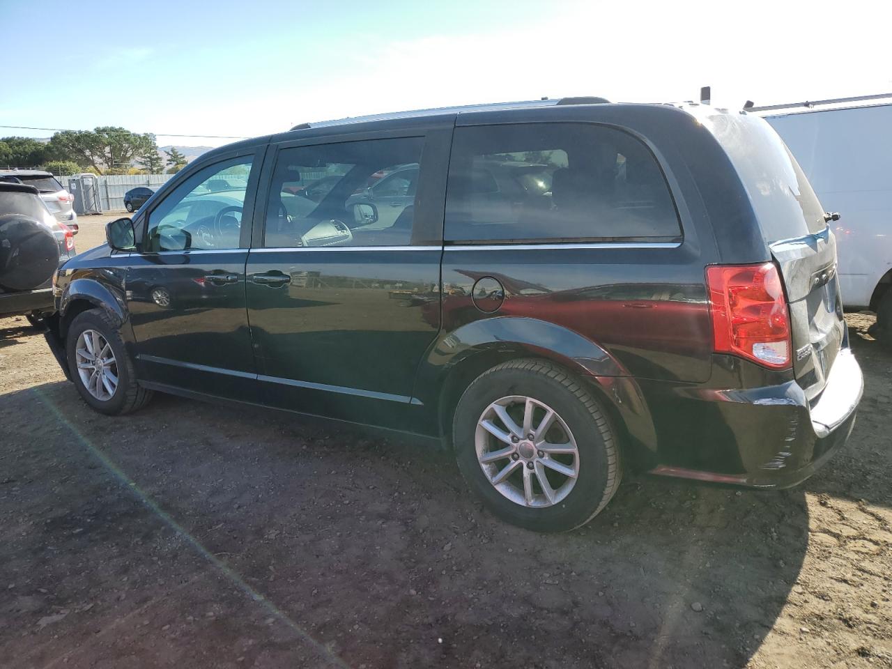 2019 Dodge Caravan VIN 2C4RDGCG5KR774931 Copart auction photo, all over damage thumbnail 2