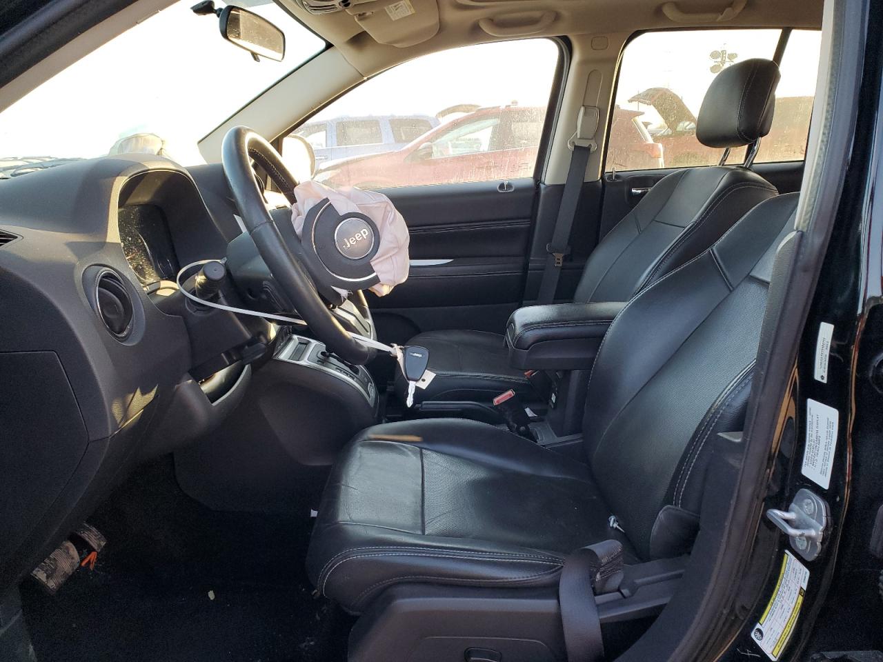 2014 Jeep Compass VIN 1C4NJCEAXED680799 Copart auction photo, front end / minor dent/scratches damage thumbnail 7