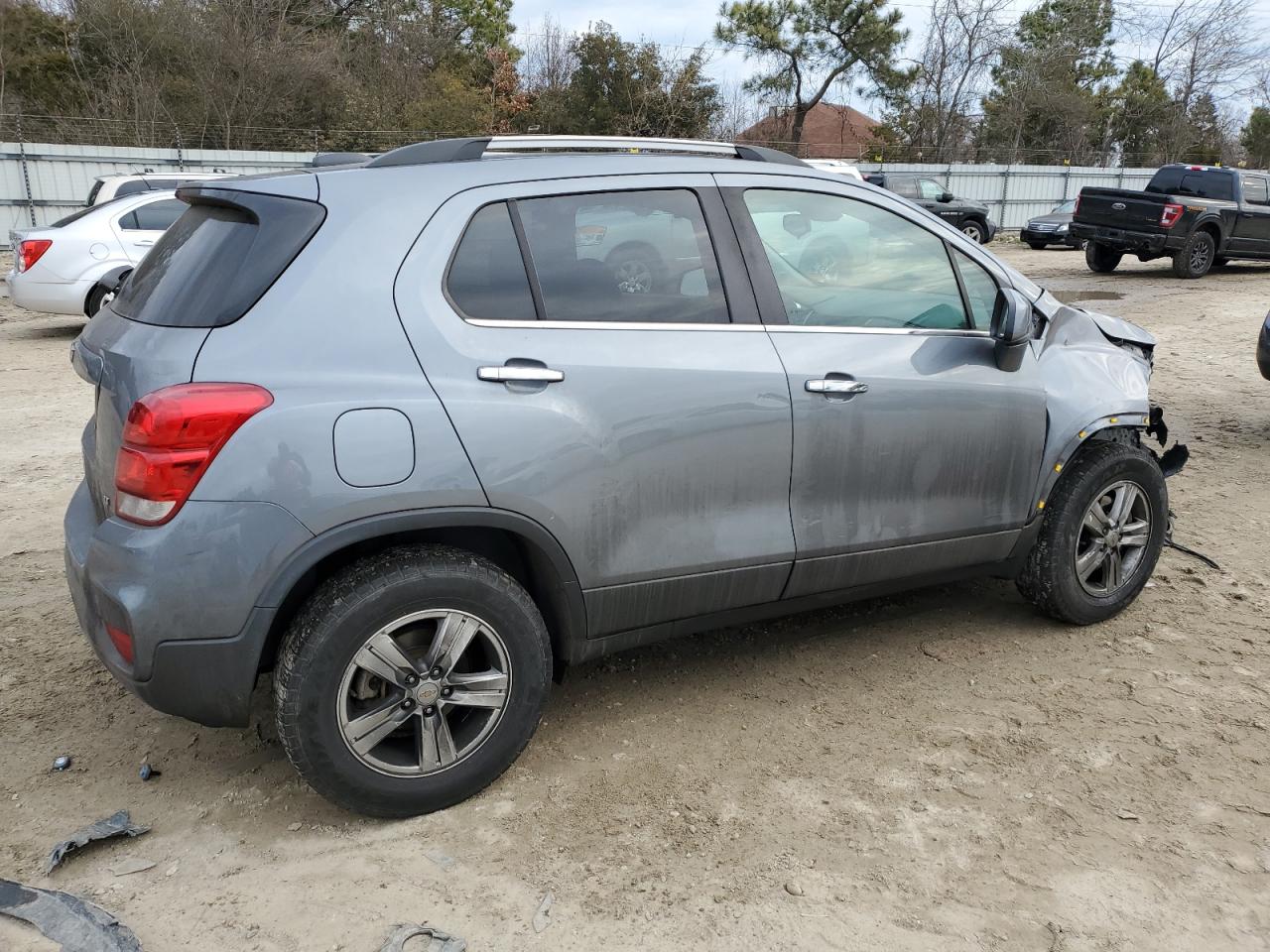 2019 Chevrolet Trax VIN KL7CJPSB2KB923294 Copart auction photo, front end / side damage thumbnail 3