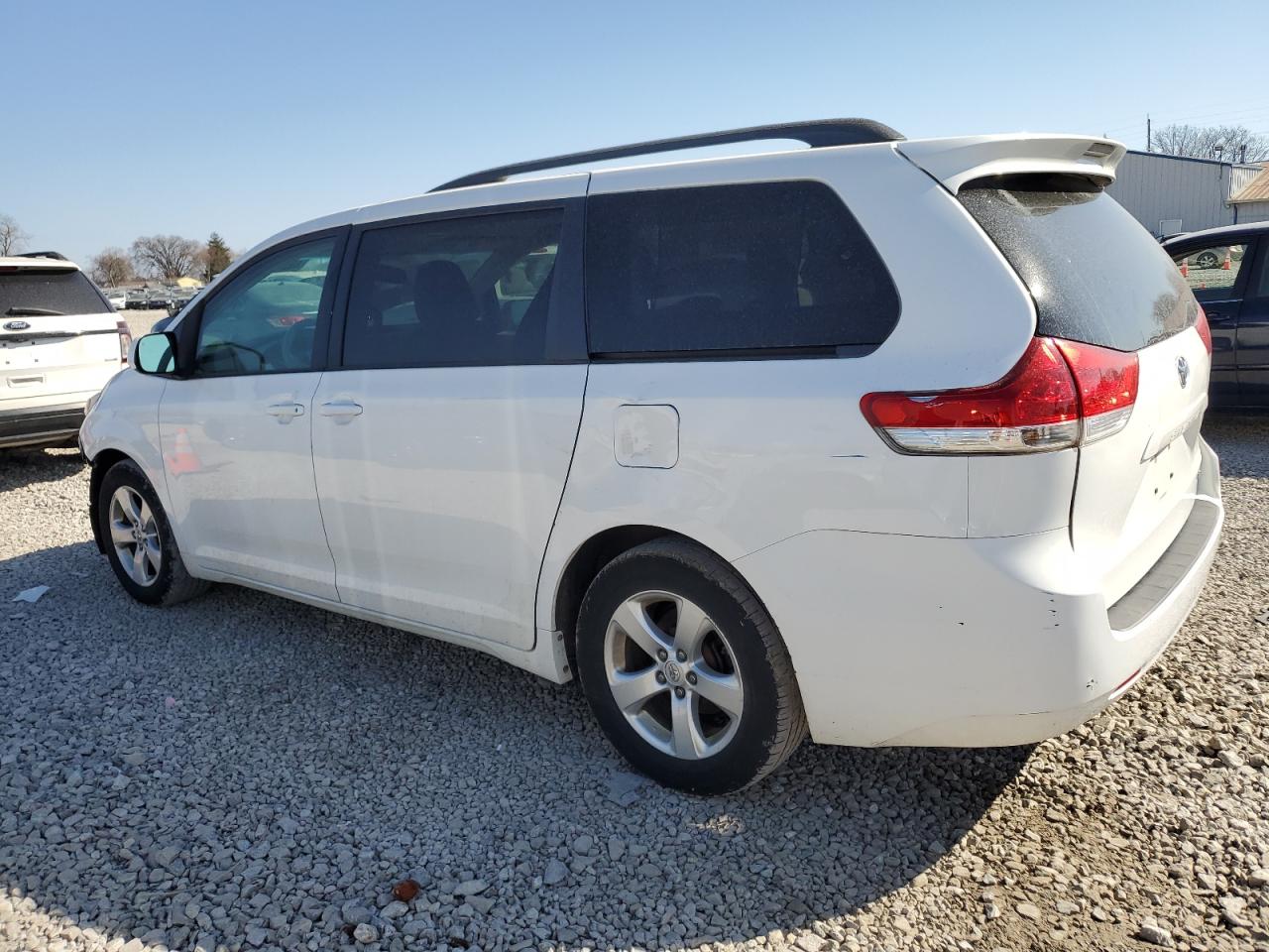 2014 Toyota Sienna VIN 5TDKK3DCXES485891 Copart auction photo, all over damage thumbnail 2