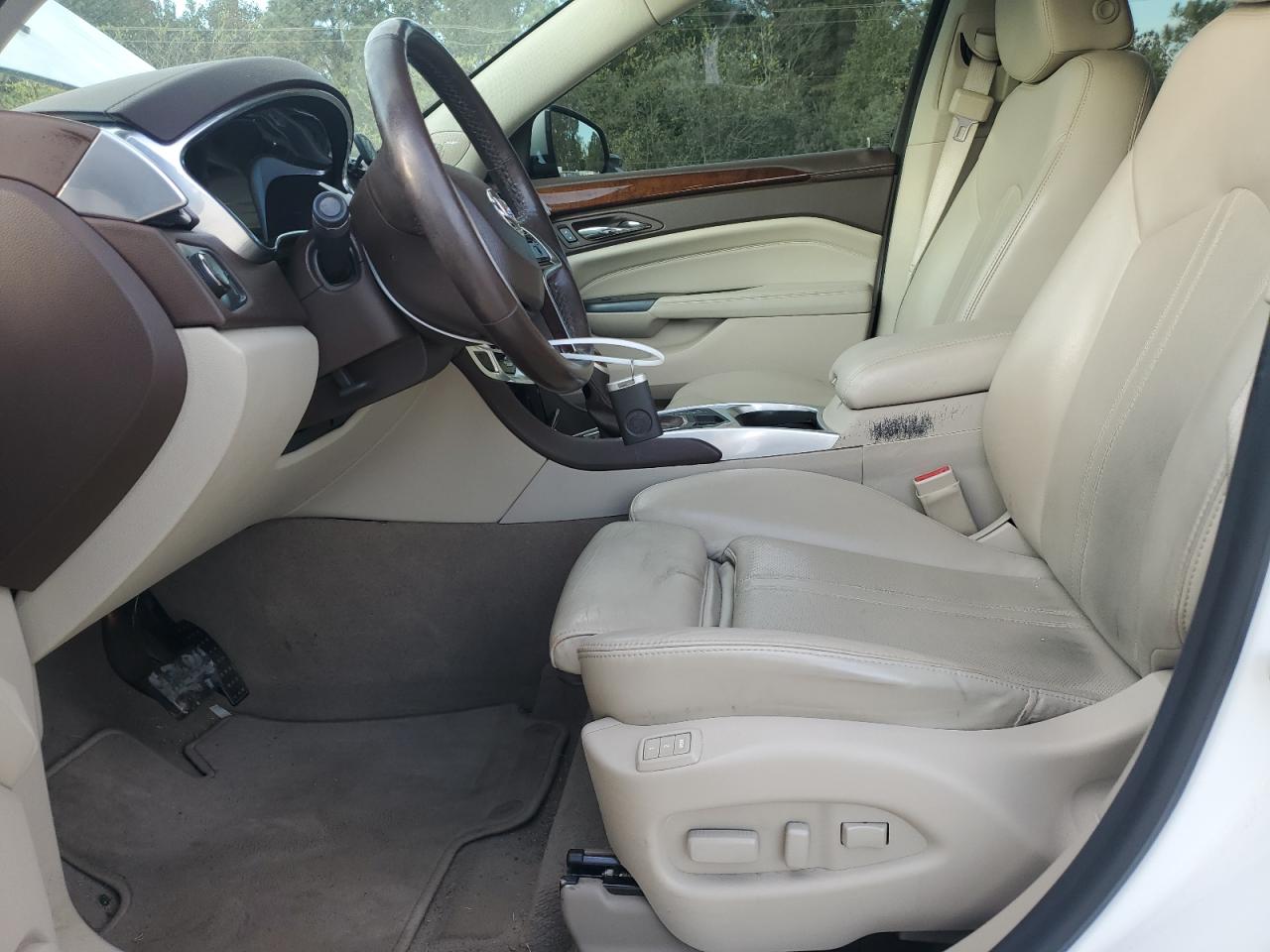2013 Cadillac SRX VIN 3GYFNHE32DS651975 Copart auction photo, front end damage thumbnail 7