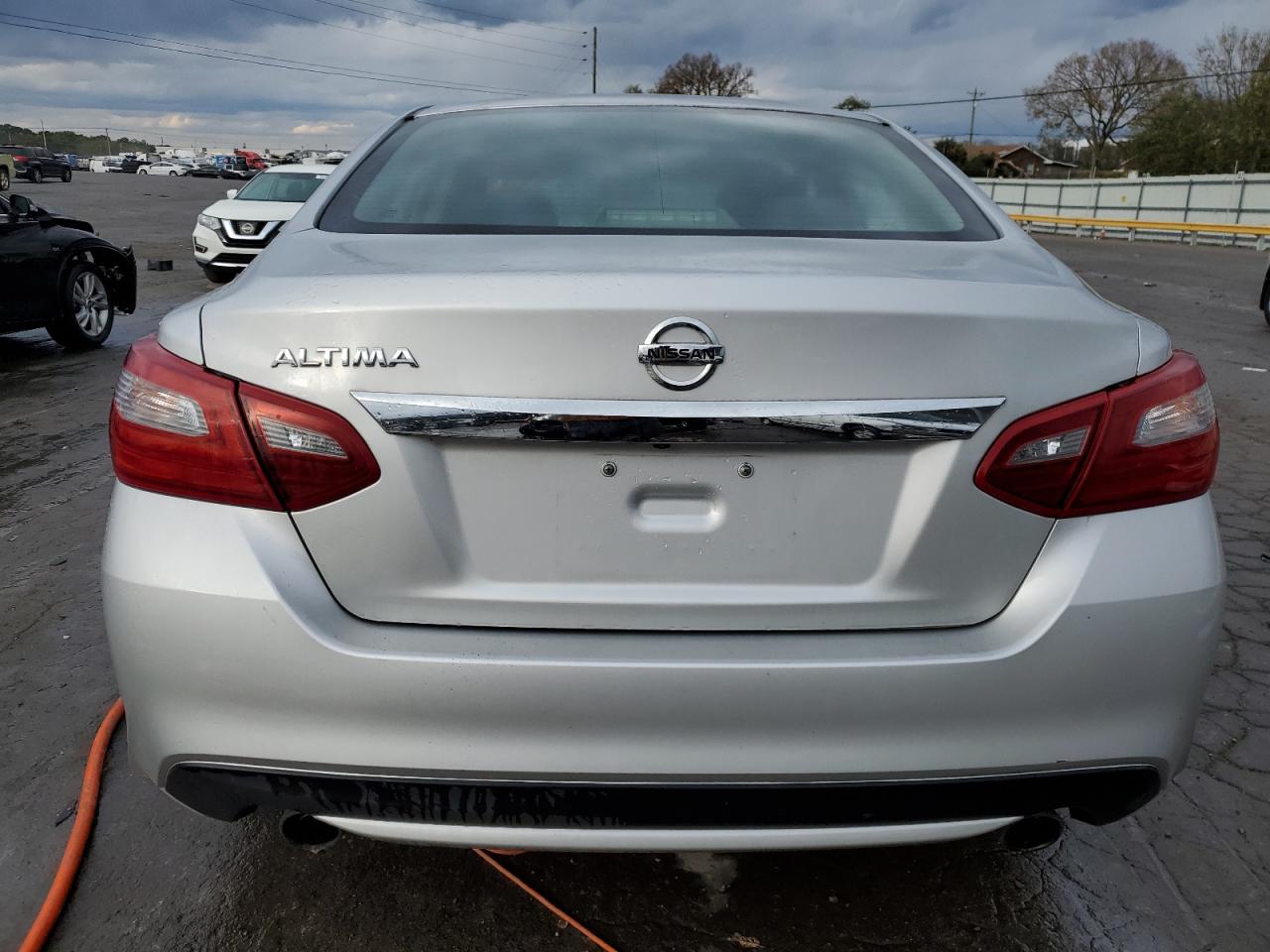 2018 Nissan Altima VIN 1N4AL3AP1JC155932 Copart auction photo, front end / minor dent/scratches damage thumbnail 6