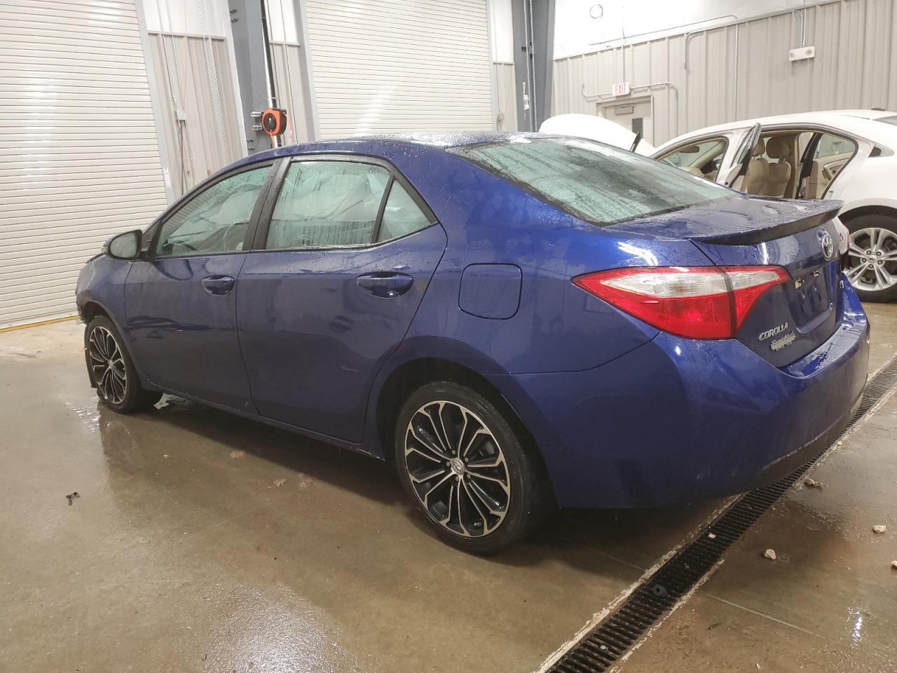 2015 Toyota Corolla VIN 5YFBURHE2FP228842 Copart auction photo, front end damage thumbnail 2