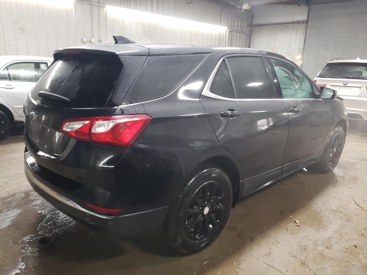 2019 Chevrolet Equinox VIN 2GNAXKEV1K6192885 Copart auction photo, front end damage thumbnail 3