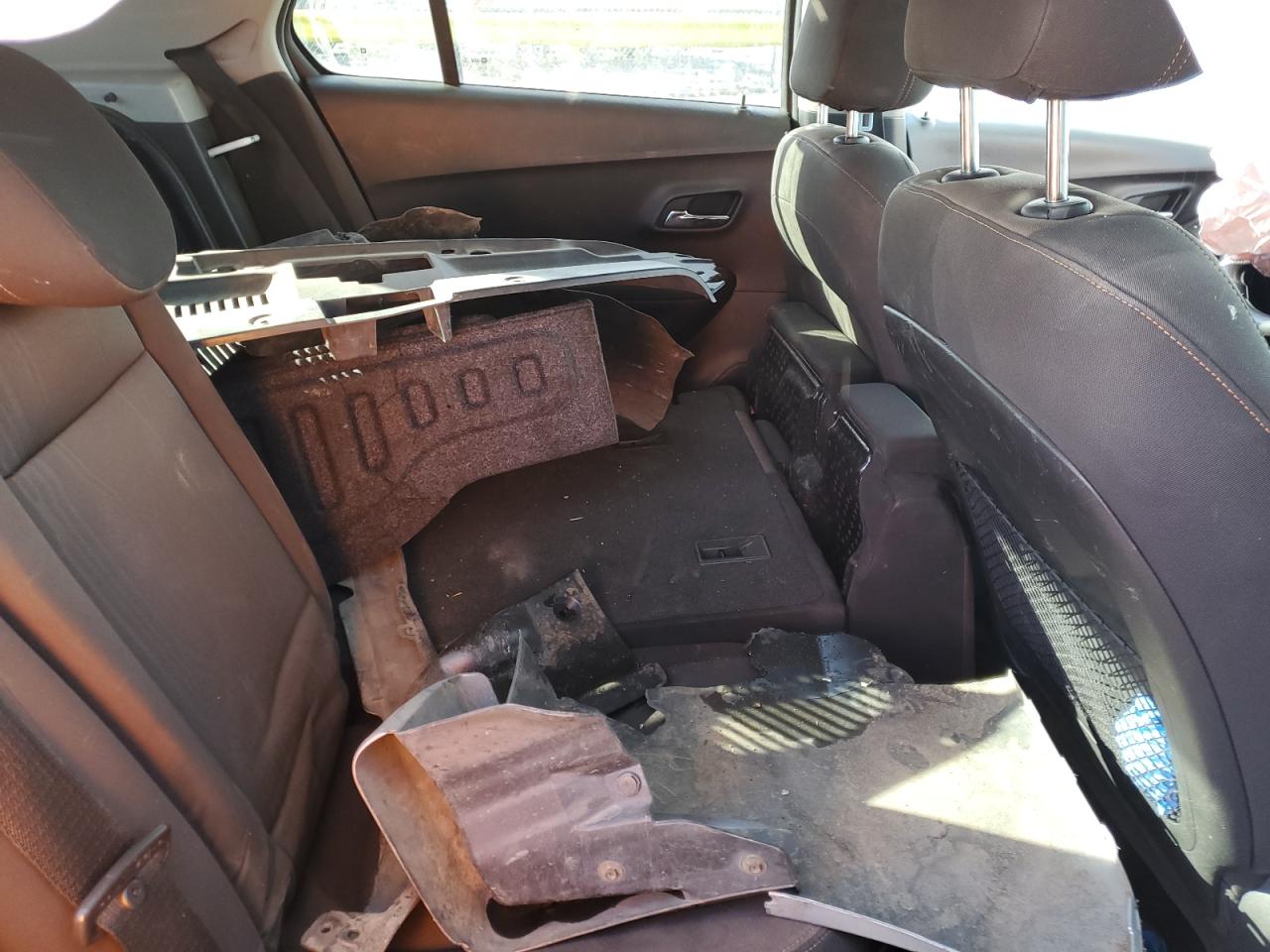 2015 Chevrolet Trax VIN KL7CJRSB4FB066378 Copart auction photo, front end / rear end damage thumbnail 11