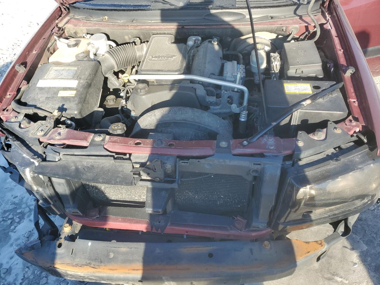 2005 Chevrolet TrailBlazer VIN 1GNDS13S652110584 Copart auction photo, front end damage thumbnail 12