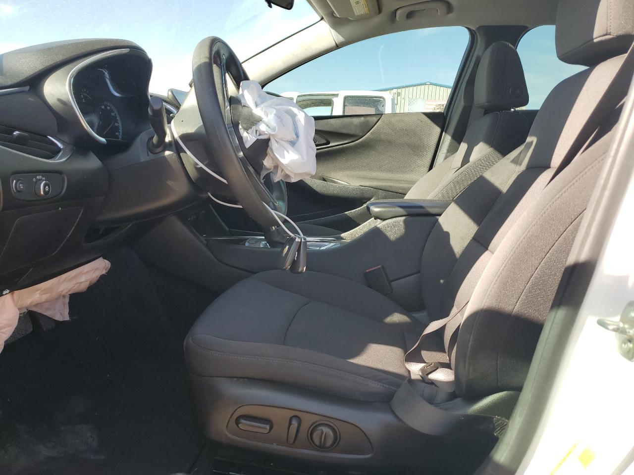 2021 Chevrolet Malibu VIN 1G1ZD5ST0MF033687 Copart auction photo, front end damage thumbnail 7